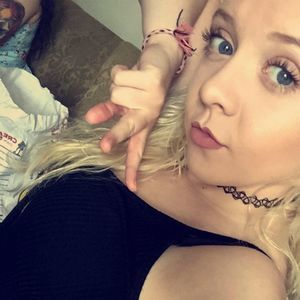 Meet your Posher, Molly