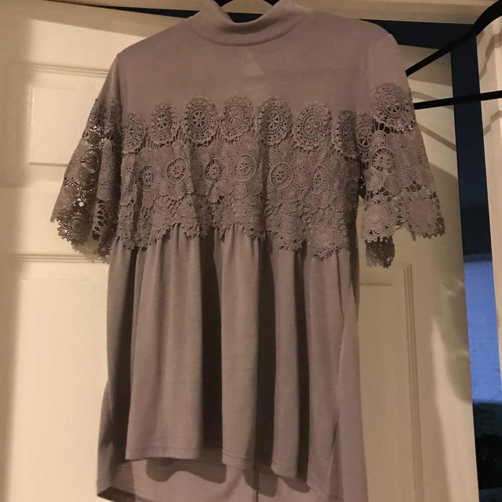 Beautiful baby doll, mock neck lace blouse size M