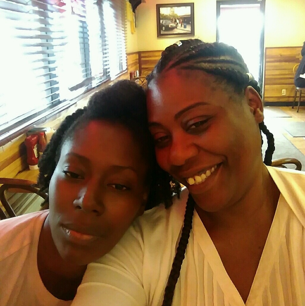 Meet your Posher, Robin