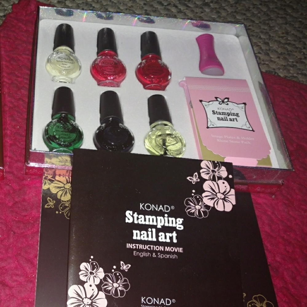Konad sampling nail art kit