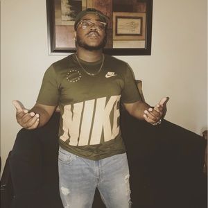 Meet your Posher, Thomas