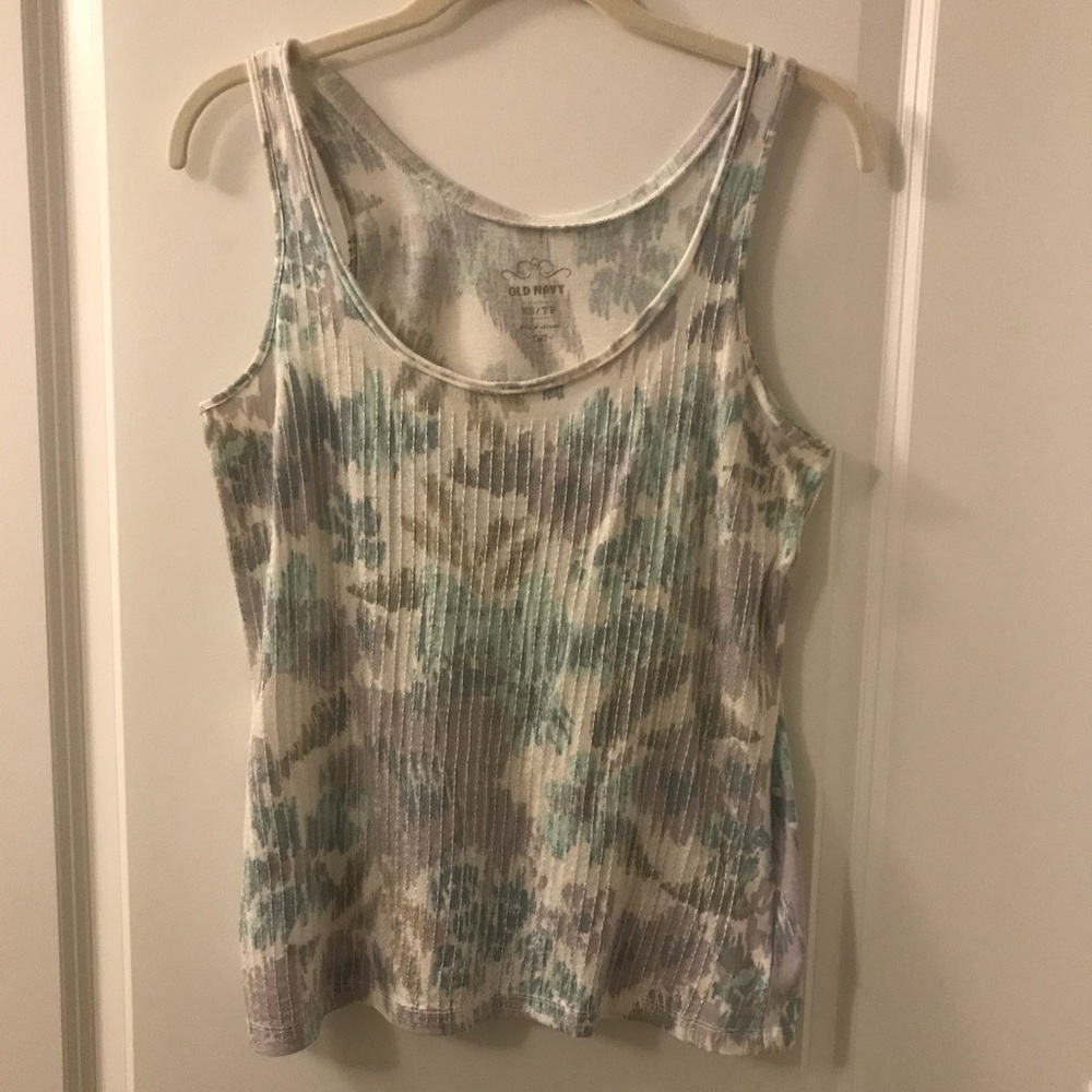SALE! Old Navy soft cotton tee w/sheer sequins