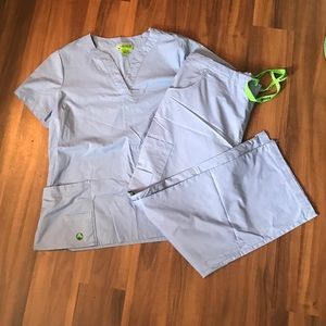 Crocs scrub set, NWOT