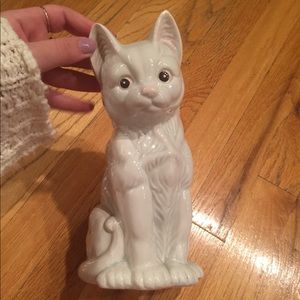 Decorative Cat Decorative Cat