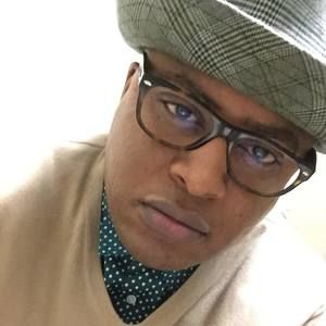 Meet your Posher, Nicholas