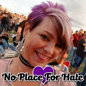 Meet your Posher, Carrie