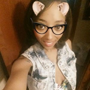 Meet your Posher, Megan