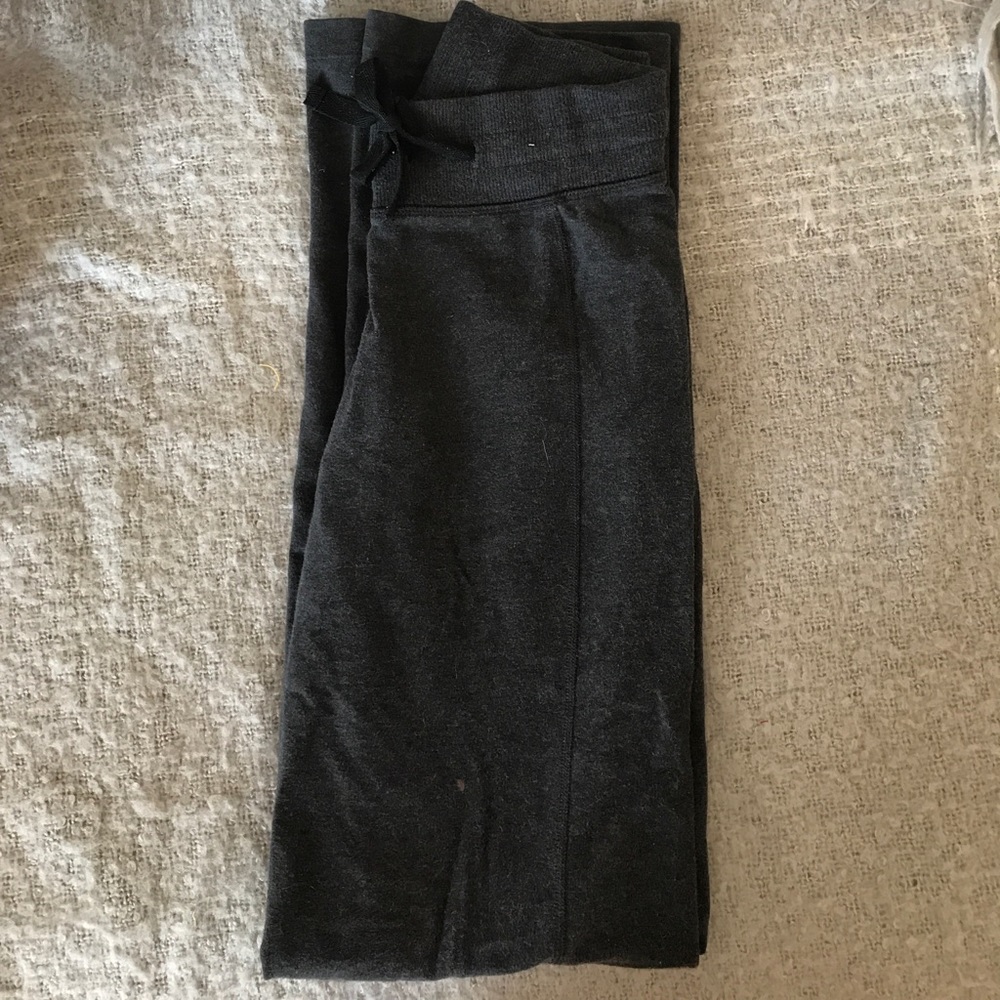 LULULEMON pants