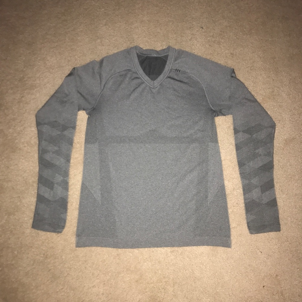 Lululemon Metal Vent Tech Long Sleeve Shirt