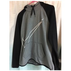 Nike Dri Fit Sweatshirt