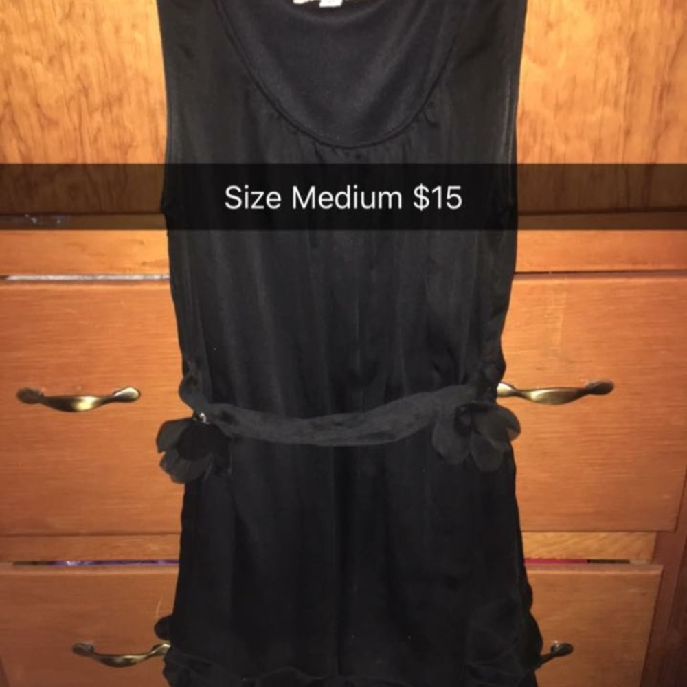 Clothes - Picture 5 of 5