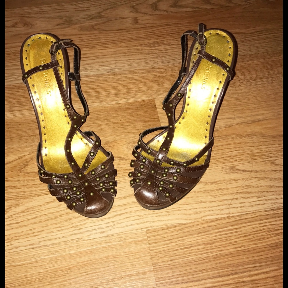 BCBG Chocolate Brown Pumps