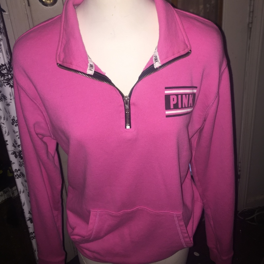 Pink zip up sweater💞💓💓