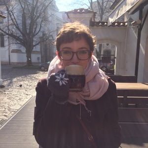 Meet your Posher, Nicole