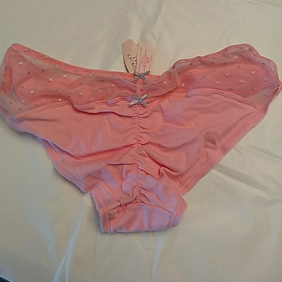 Sold VS, 3 Pairs Ruched Back Panties - Picture 4 of 8