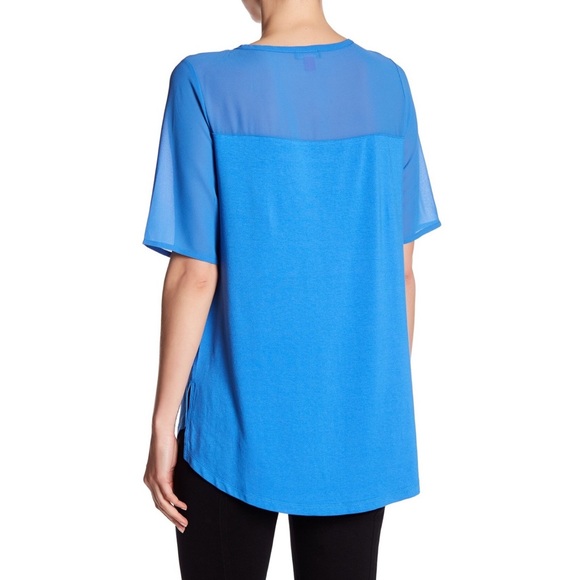 Vince Camuto blouse in classic blue New with tags - Picture 2 of 2