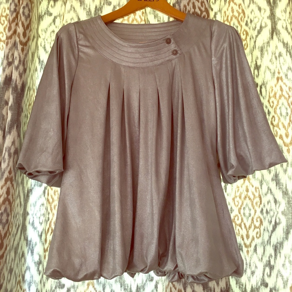 Silver metallic bubble-hem top