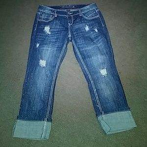 ALMOST FAMOUS Premium cropped pants