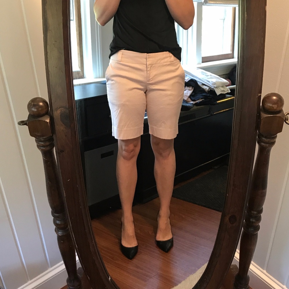 EUC! The Limited Drew fit Bermuda Shorts 4