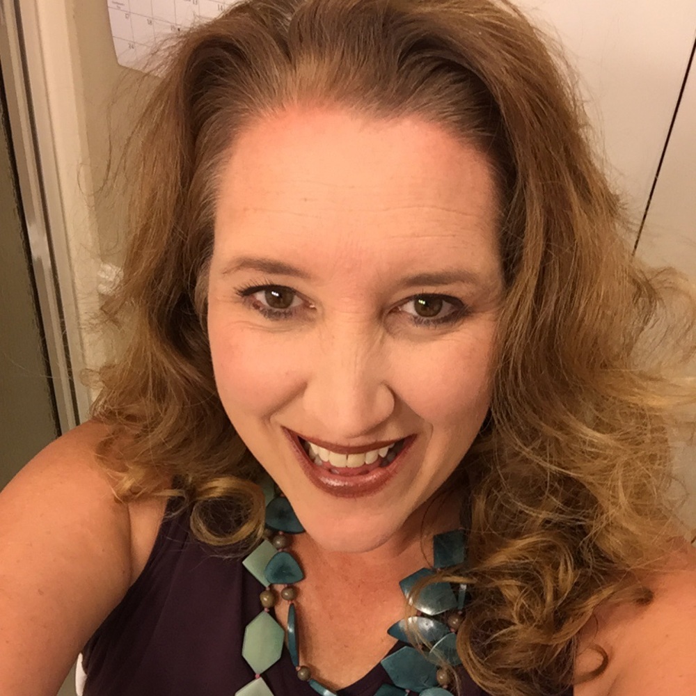Meet your Posher, Melissa