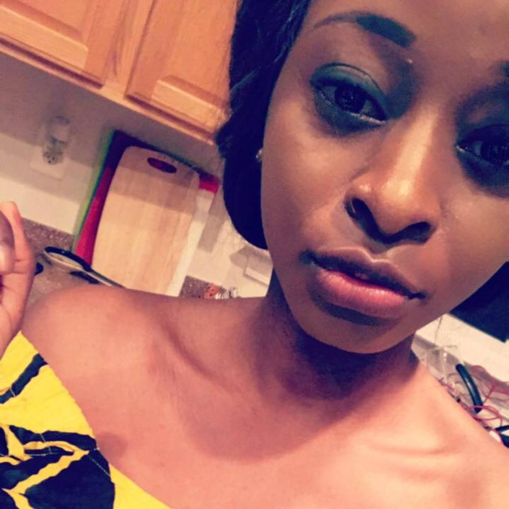 Meet your Posher, Halima