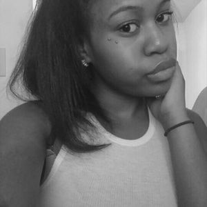 Meet your Posher, Carley