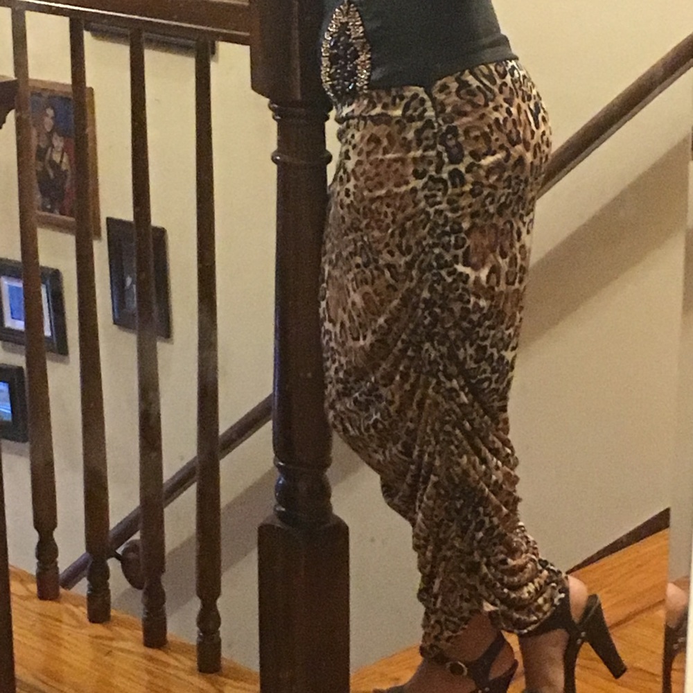 Leopard skirt very beautiful
