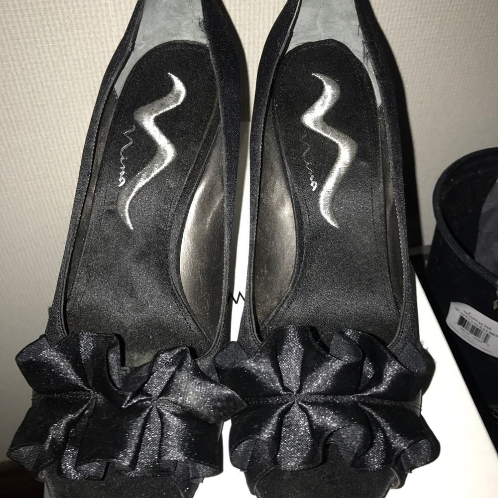 Open toe shoe
