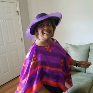 Meet your Posher, Debby