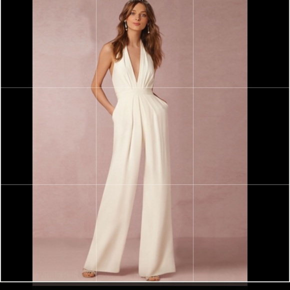 ISO classy jumpsuits 😍 send ideas my way please - Picture 6 of 8