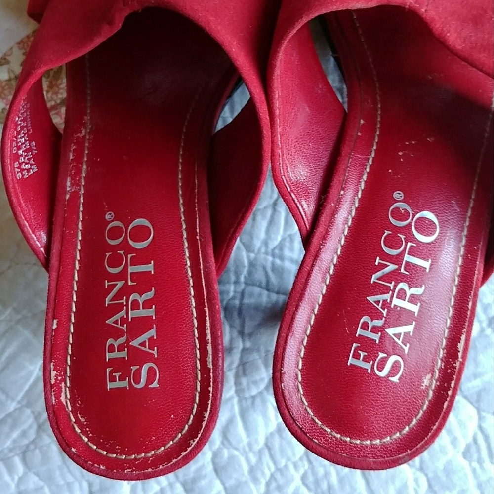Sandal - Picture 3 of 4