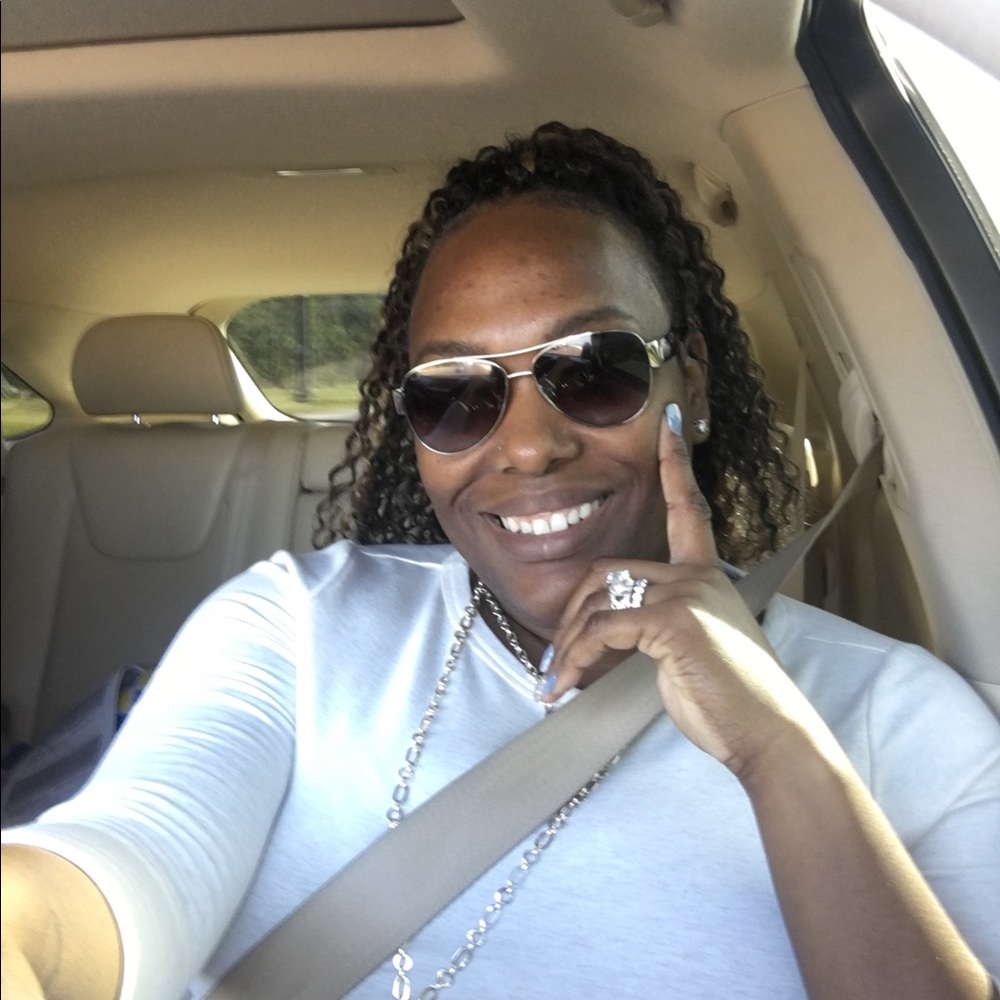 Meet your Posher,  Dr.  Jamie "Diva" Jackson