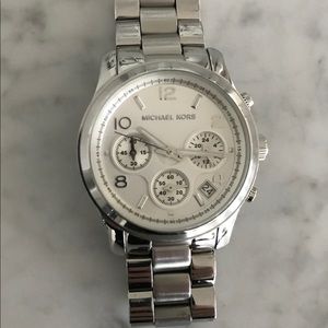 Michael Kors Chrono Watch 5076 Silver Tone