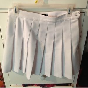 (Relist) authentic AA tennis skirt in white