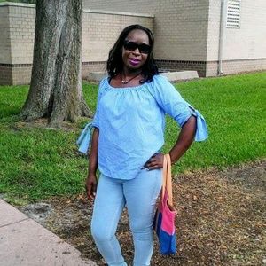 Meet your Posher, Taneshia