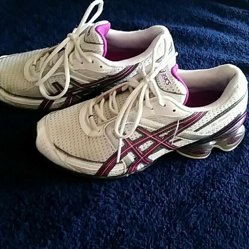 Asics women's shoes sz 9