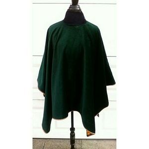 Beautiful Heavy Quality Vintage Cape From Scotland Beautiful Heavy Quality Vintage Cape From Scotland