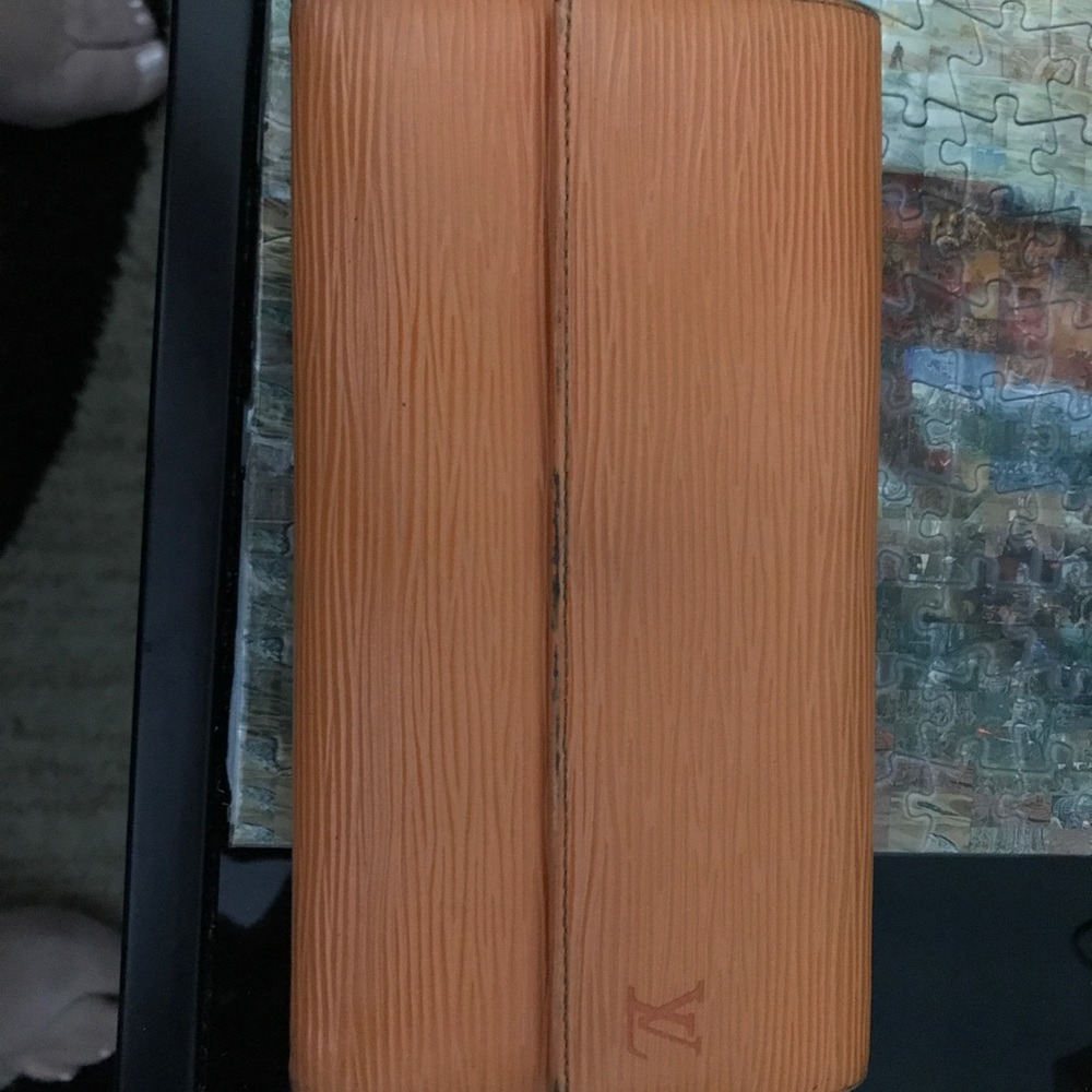 Louis Vuitton wallet 100% real