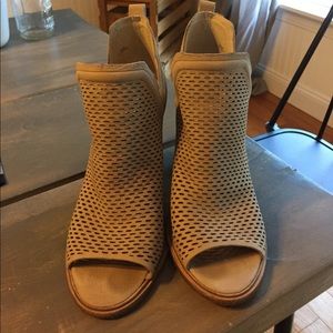 Vince Camuto Kensa Peep Toe Booties