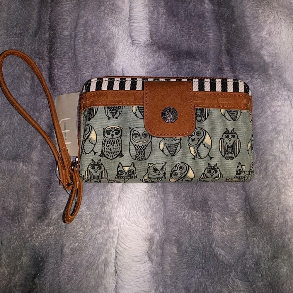 Wristlet.