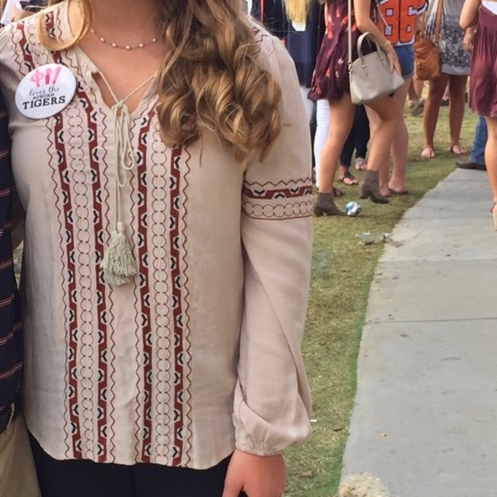 Light long sleeve blouse