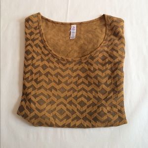 Lularoe Classic T Patterned Top Lularoe Classic T Patterned Top