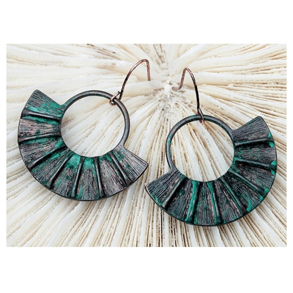 🔴Last 1🔴Patina Fan Shaped Dangle Earrings - Picture 2 of 5