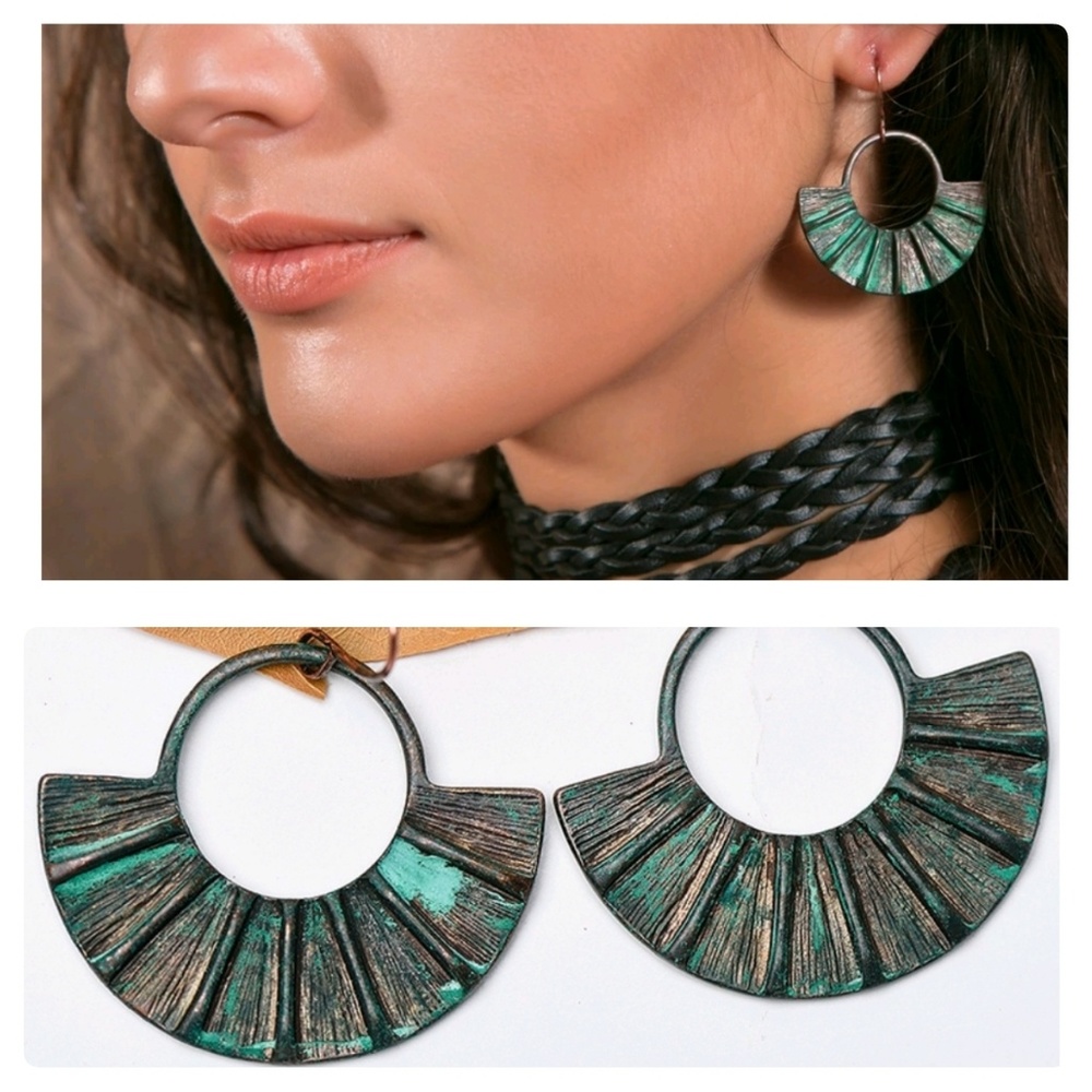 🔴Last 1🔴Patina Fan Shaped Dangle Earrings - Picture 3 of 5
