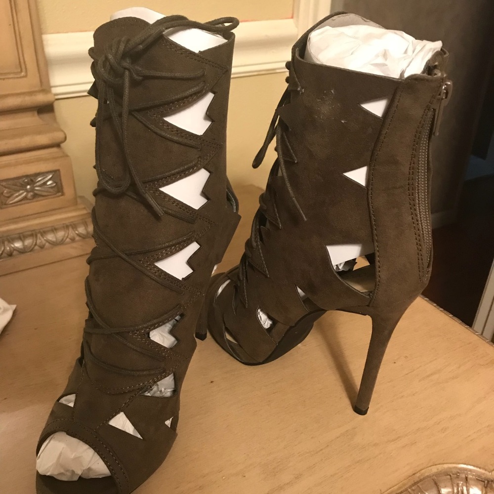 Olive laser cut bootie
