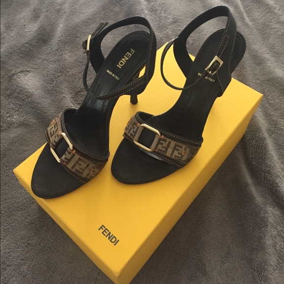 Fendi Heels - Picture 1 of 4