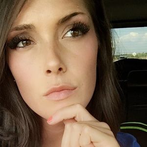 Meet your Posher, Ronnee