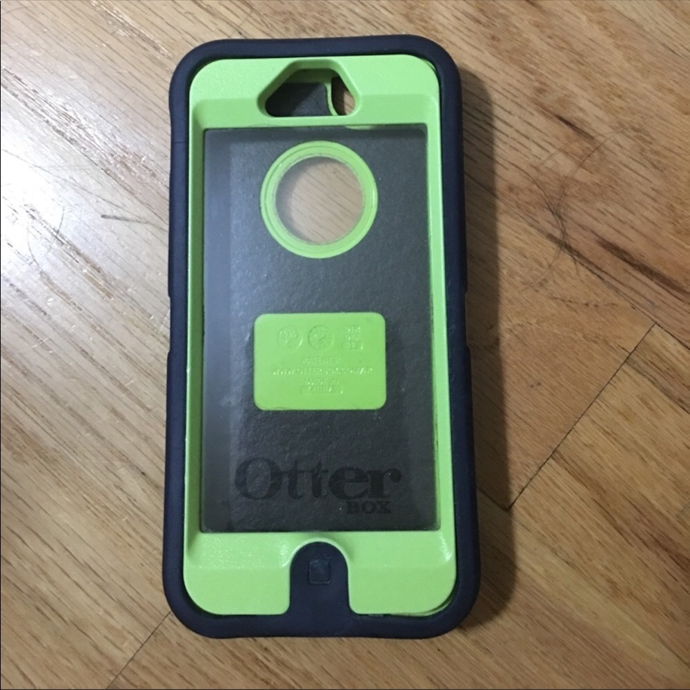OtterBox Defender iPhone 5 case