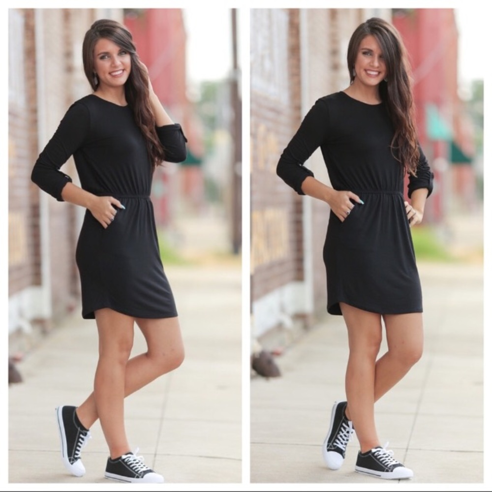 Charcoal Gray knit dress with pockets - Picture 2 of 3