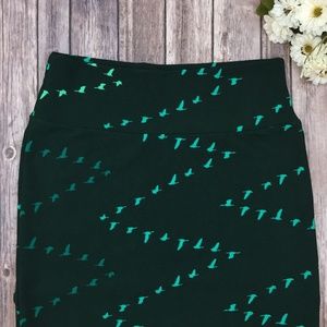 {LuLaRoe} Cassie Pencil Bird Print Skirt